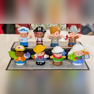 Little People Around the World: Adventure & Nature Set